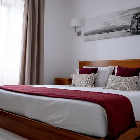 Aldeia Adegas 4* Сан-Роки-ду-Пику