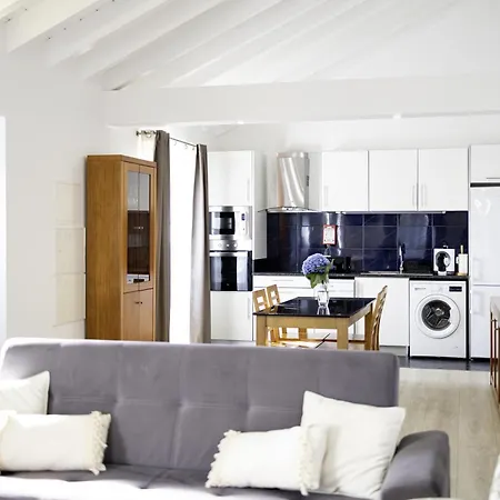 Aldeia Adegas 4*
