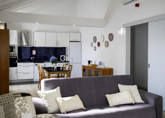 Aldeia Das Adegas 4*