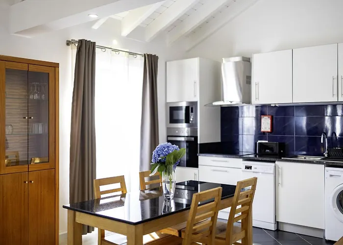 Resort Aldeia Das Adegas 4*