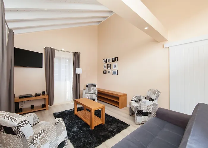 Aldeia Das Adegas Resort 4*