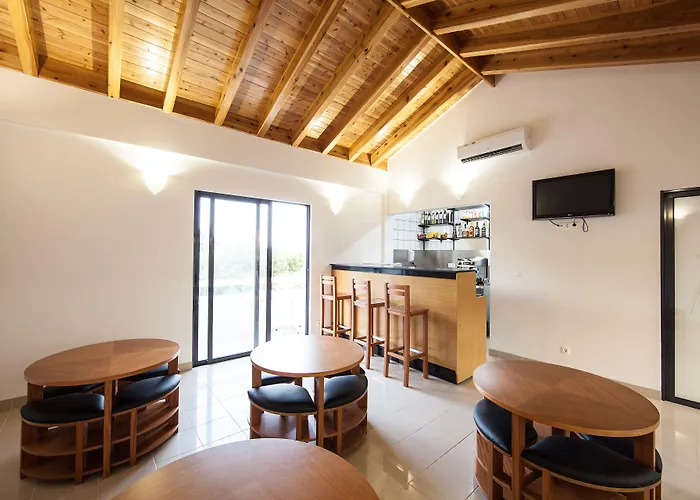 Aldeia Das Adegas Resort 4*